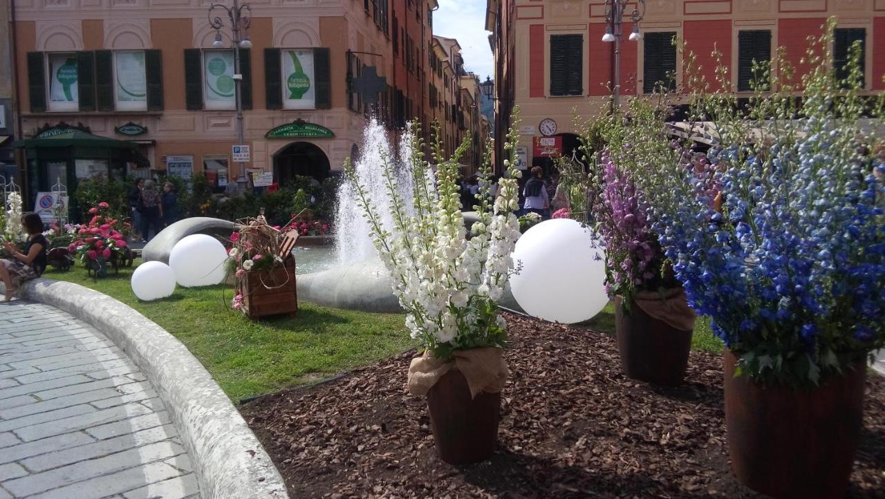 Holiday At Chiavari Exterior foto