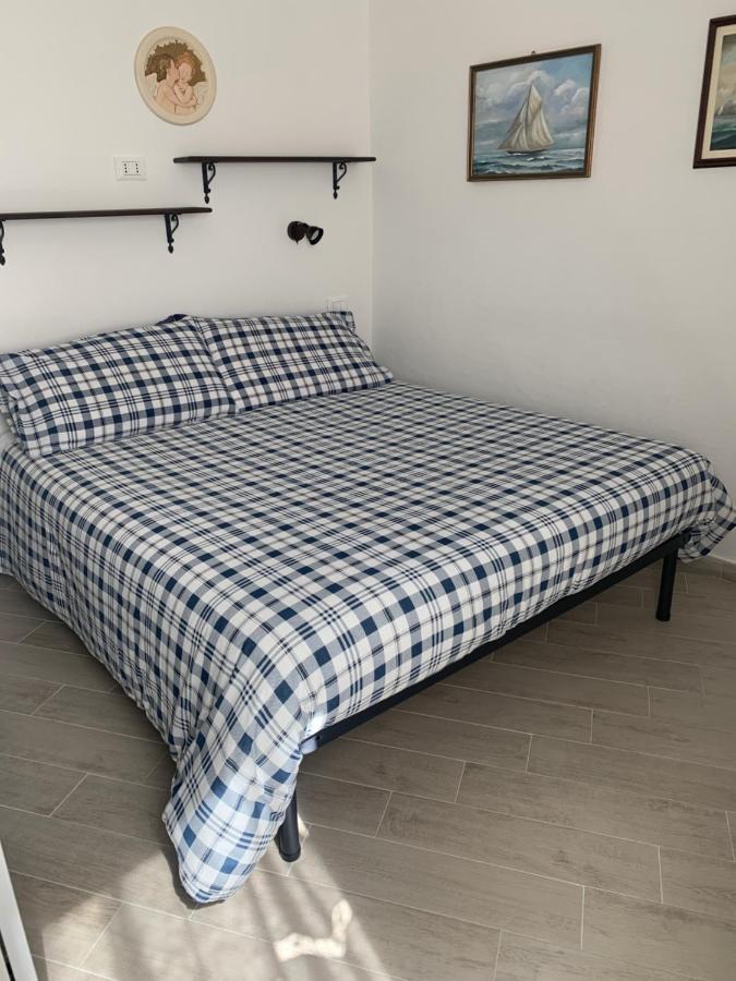 Holiday At Chiavari Exterior foto